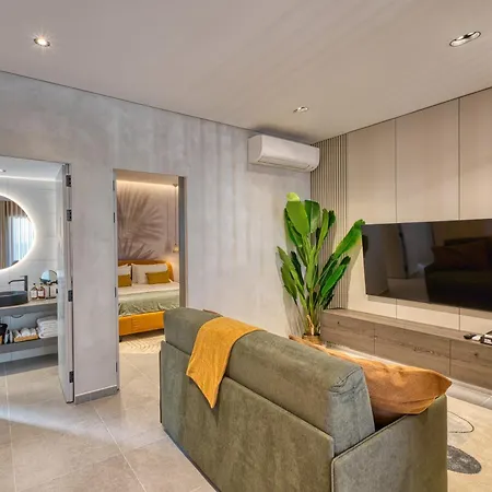 Designer Penthouse Near Promenade Including Bbq Terrace