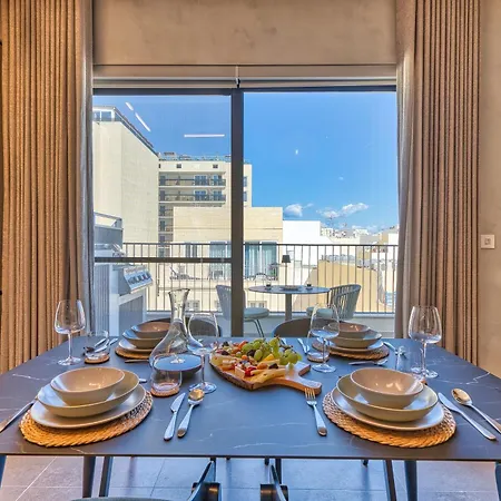 Designer Penthouse Near Promenade Including Bbq Terrace Appartamento