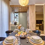 Designer Penthouse Near Promenade Including Bbq Terrace