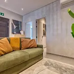 Designer Penthouse Near Promenade Including Bbq Terrace