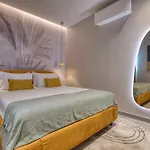 Designer Penthouse Near Promenade Including Bbq Terrace