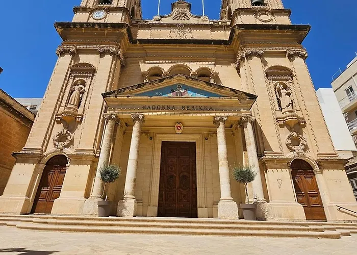 Designer Penthouse Near Promenade Including Bbq Terrace Appartamento